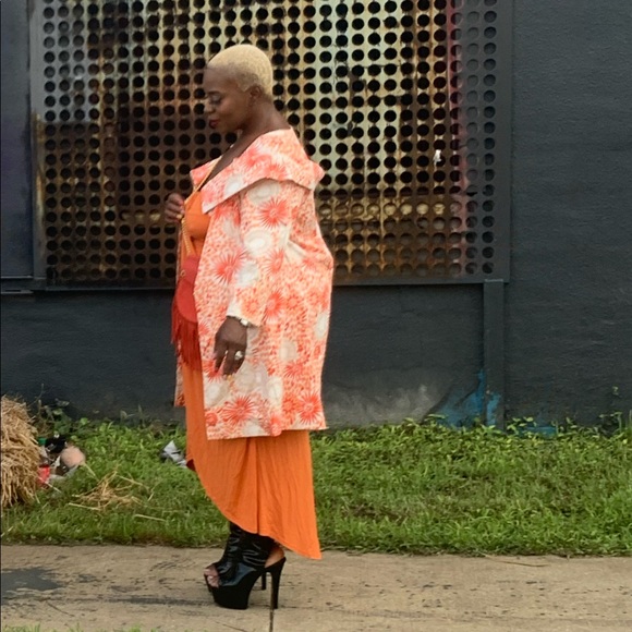 Floral jacket - Picture 7 of 9